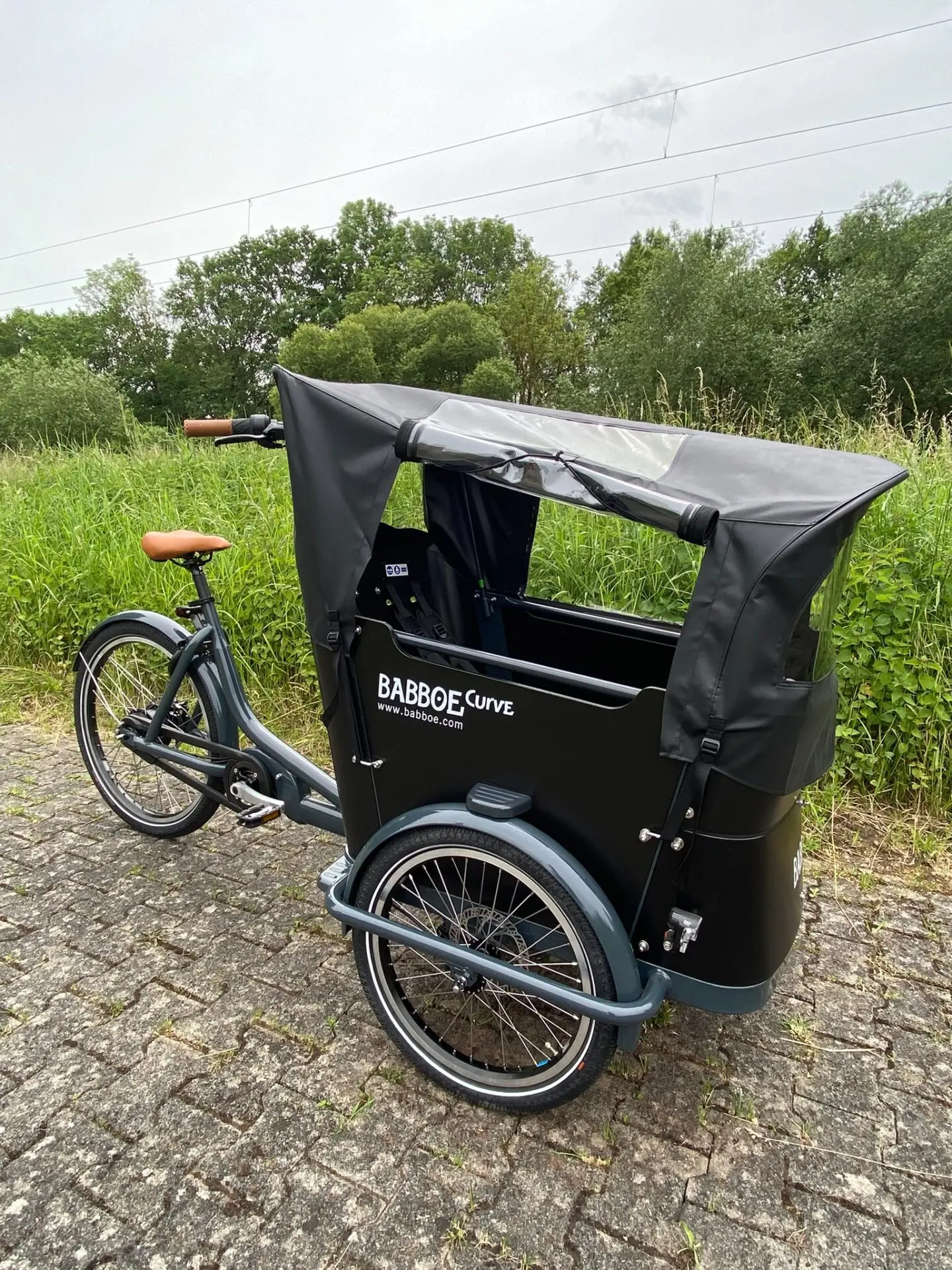 Babboe Curve M schwarz-grau, 2026 E-Lastenrad, Yamaha, Enviolo